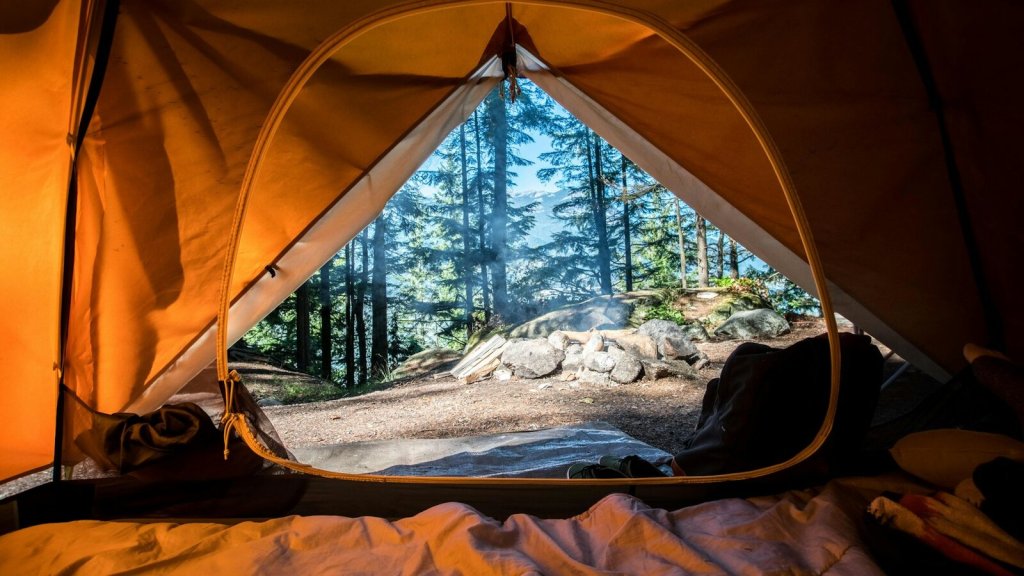 Truck and outdoor camp power setup for backcountry portable power
